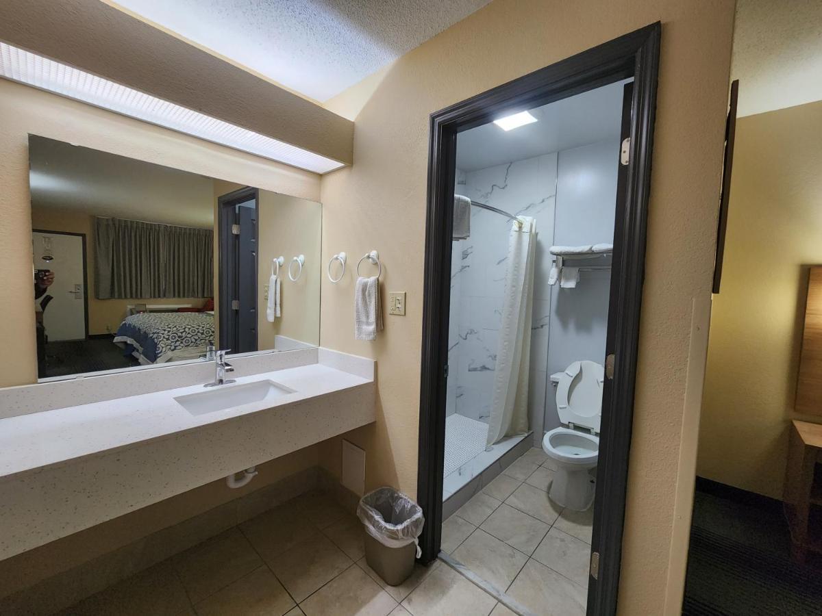 Budget Host Inn Гендерсон Екстер'єр фото